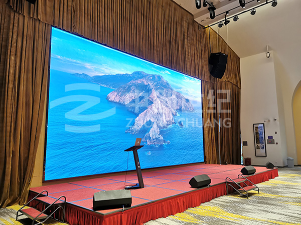 清瀾山學(xué)校-多功能廳舞臺(tái)照 清瀾山學(xué)校-多功能廳舞臺(tái)照